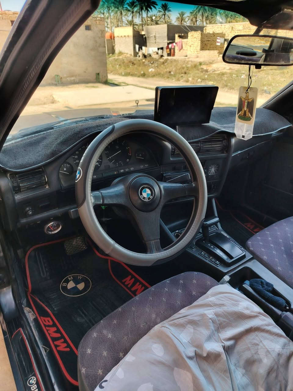 سلام عليكم
بيئم زعره حجم 320 محرك سته سلندر مفتوح رقم بغداد الماني سياره بلاديه  للبيع او مراوس  الخاص مفتوح


**إذا كنت صاحب هذا الإعلان وتريد حذفه لأي سبب، رجاءا أرسل رسالة إلى الدعم الفني**