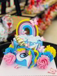 #حلويات_ومعجنات_نوتيلا_كيك قوالب كيك عجينة سكر اشكال متنوعة حسب طلب زب...