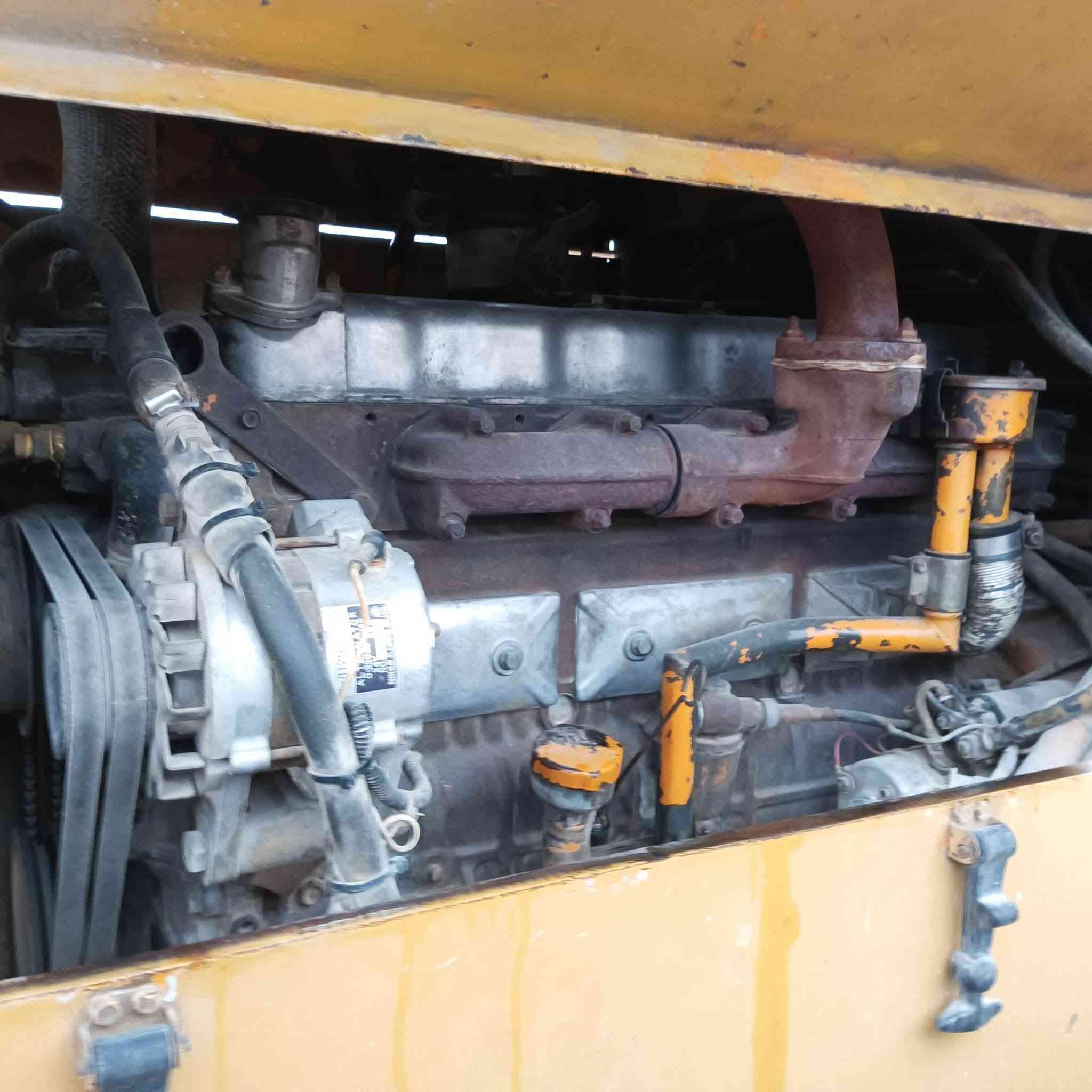 سلام عليكم شفل دخول جديد كاوسكي زت حجم 60مكينه بي  102كير مكينه كفولات شفل جاهز للعمل
المكان النجف الاشرف الاستفسار اتصل على الرقم ***********
