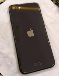 آيفون SE3 • ٦٤ جيجا • بطارية ٨٦%