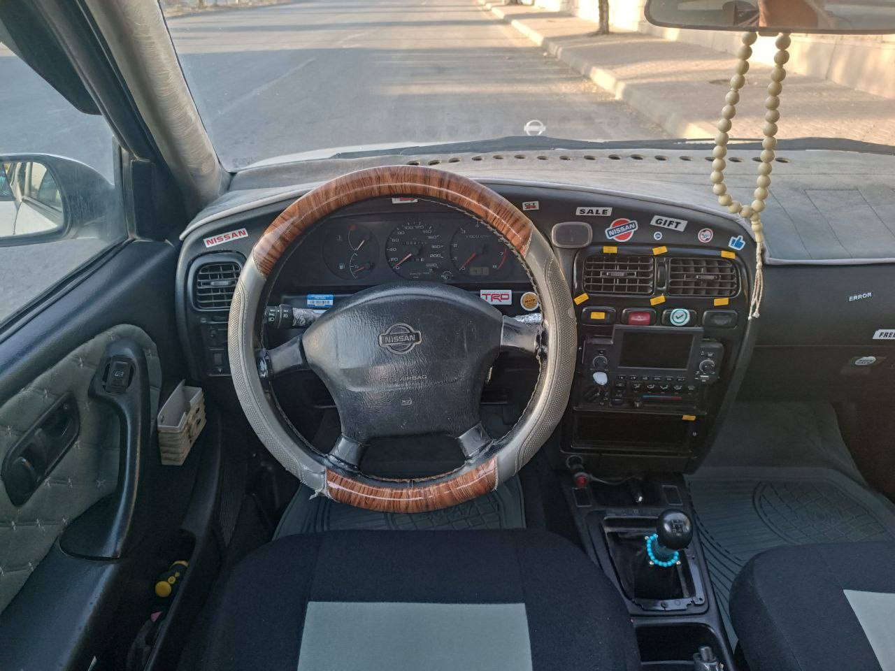 نيسان بريمر 1996سلايت دبل طكه رقم سليمانيه
كير محرك تبريد تدفئه صدر خلفي و امامي كلها بشرط السياره ناعمه وحلوه كلش وبشرط تحويل *********** 
مكان سياره السليمانيه كير عادي
