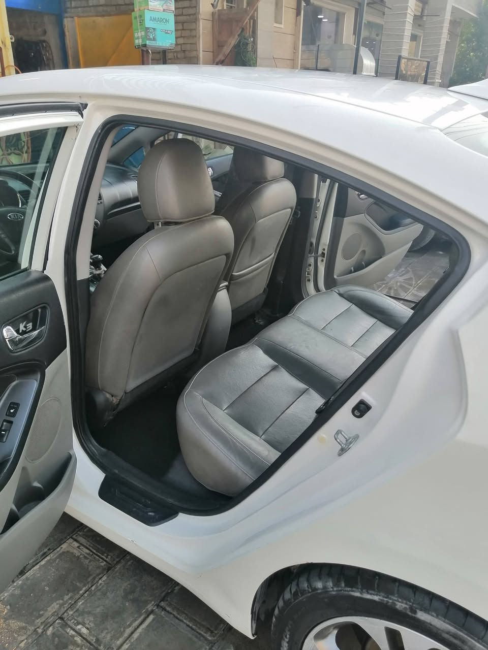 السلام عليكم كيا فورتي ٢٠١٤ أمريكي فول اتوماتيك مواصفات حادث باب خلفي السعر ١٢٠ بغداد السيديه هاتف *********** رقم دولي بغداد بسمي نفس اليوم تحويل
