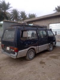 كيا بستا • ١٩٩٤ • بلد روز