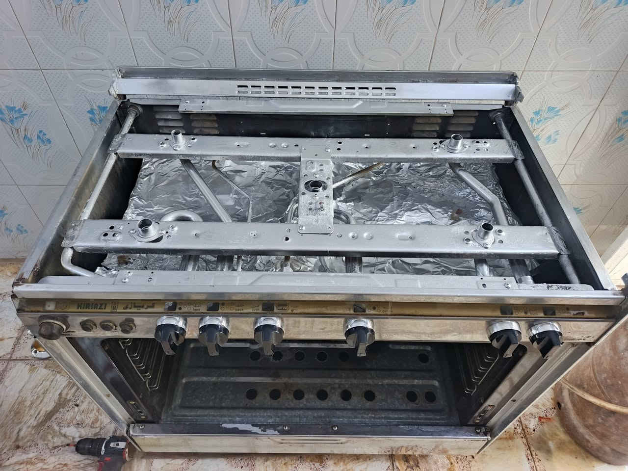 ورشه تصليح الطباخات انواع الطباخات صيانه واقعيه
متواجد باي مكان  رقم الهاتف اتواجد واتساب
***********
