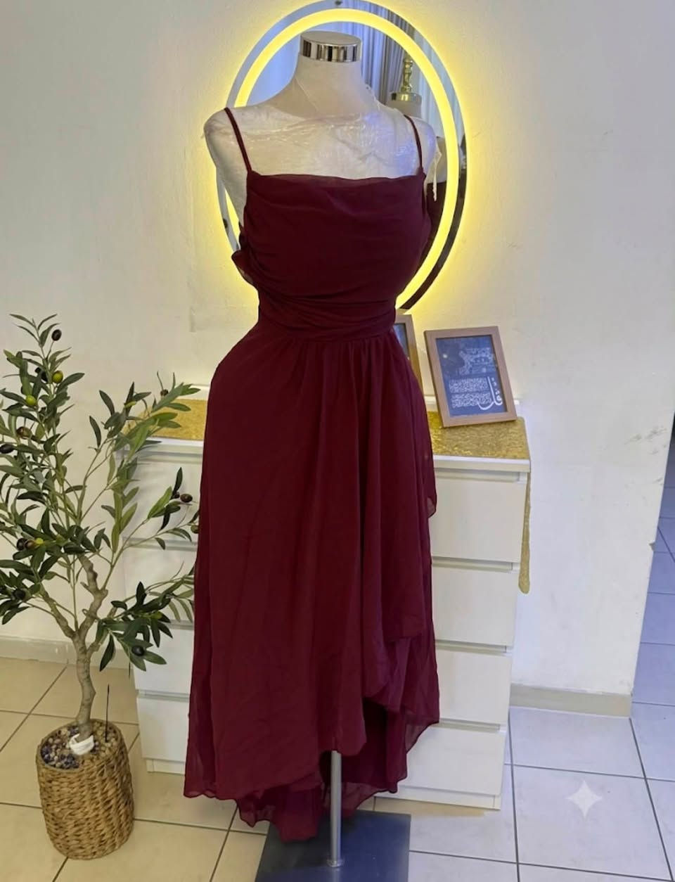 بوتيك مناسك!
أحدث صيحات الموضة الأوروبية أصبحت بين يديكِ الآن! 🛍️
👗 ملابس لكل العائلة (صيفي/شتوي)
🧴 كوزمتك وعناية بالبشرة (شي إن، أمازون)
💎 اكسسوارات وحقائب مميزة
لا تفوتي فرصة مشاهدة لايفاتنا اليومية وتشكيلاتنا المتجددة. تابعينا دائماً! 🎥
🚚 التوصيل السريع والمضمون:
 📍 جميع المحافضات: فقط 5,000 دينار عراقي.
 🌍بسماية : فقط الف دينار 
📞 للطلب والاستفسار:
يرجى التواصل معنا عبر الواتساب: ***********
