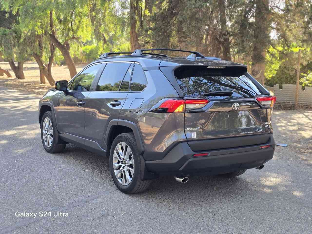 راف4 وارد امريكي موديل 2024 XLE  بروميوم فول مواصفات
ماشي ٢١ الف 
فقط جاملغ صبغ
بدون دواخل شرط
يترقم / اربيل 
مكانها كركوك / معرض ديار بكر & سيد محمد 
سعر ٢٢٧ 
***********  / واتساب
