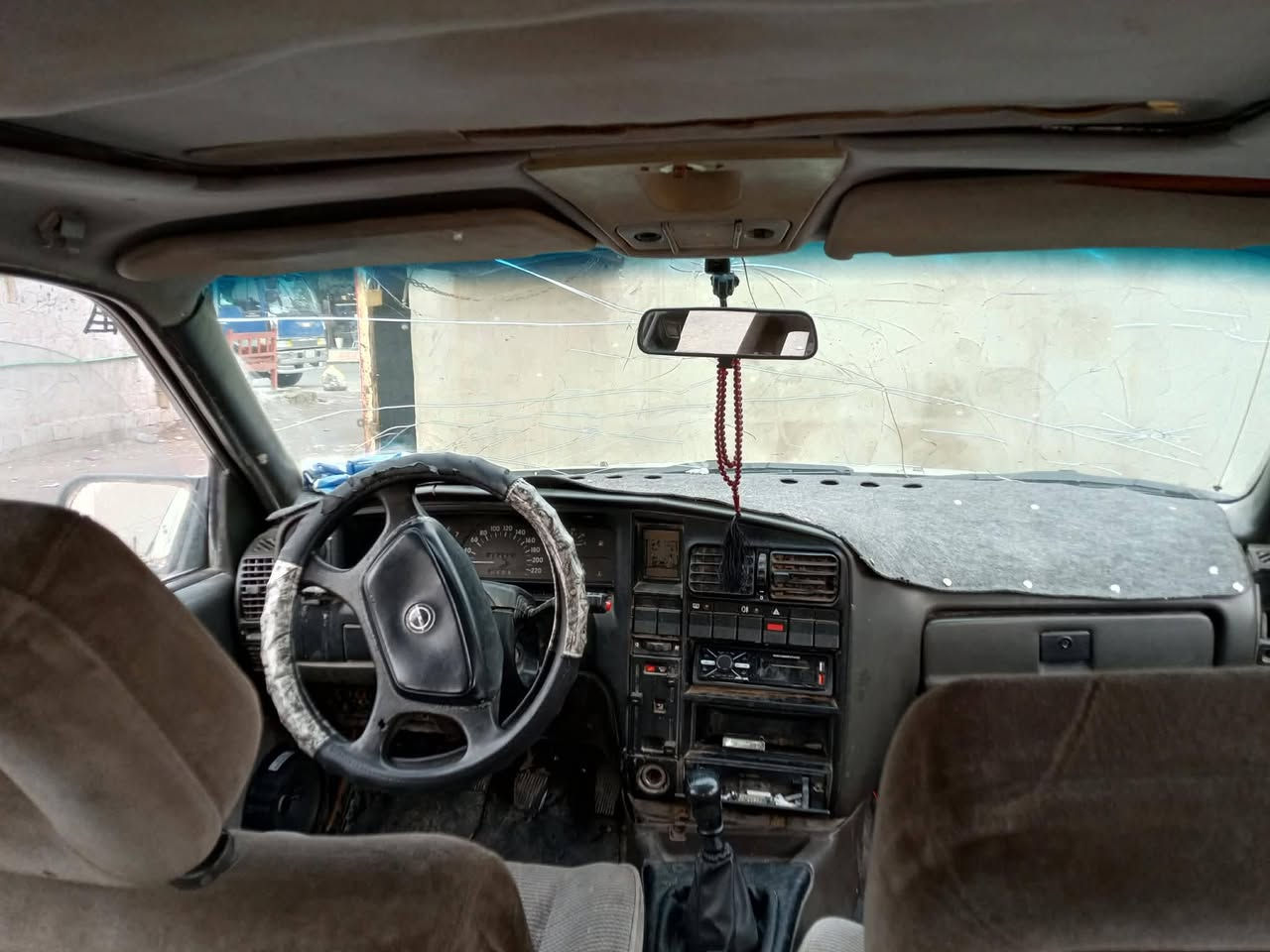 أوبل اوميكه حجم  20 كير ومحرك شرط بيها وكاله مروريه الوكيل يحول بيها العقل عاطل بيها كابون بانزين
السعر 12$وبيها مجال مكلف بل نشر للستفسار
***********
***********
