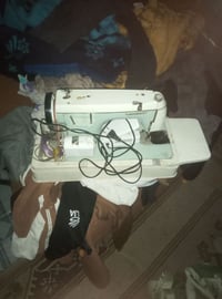 للبيع العنوان بغداد الشعله  شغاله ونضيفه  واتساب 07863112146