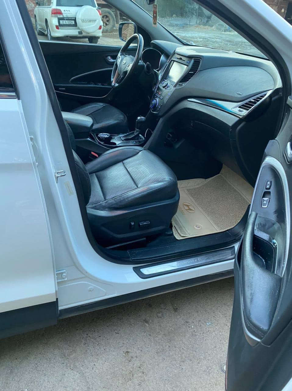 السلام عليكم سنتافي موديل 15 وارد امريكي ماشيه 63 محرك جي دي اي تيربو رقم بغداد السياره بأسمي مكانها بابل سعرها 150وبيها مجال بسيط للاستفسار اكثر الاتصال على الرقم ***********
