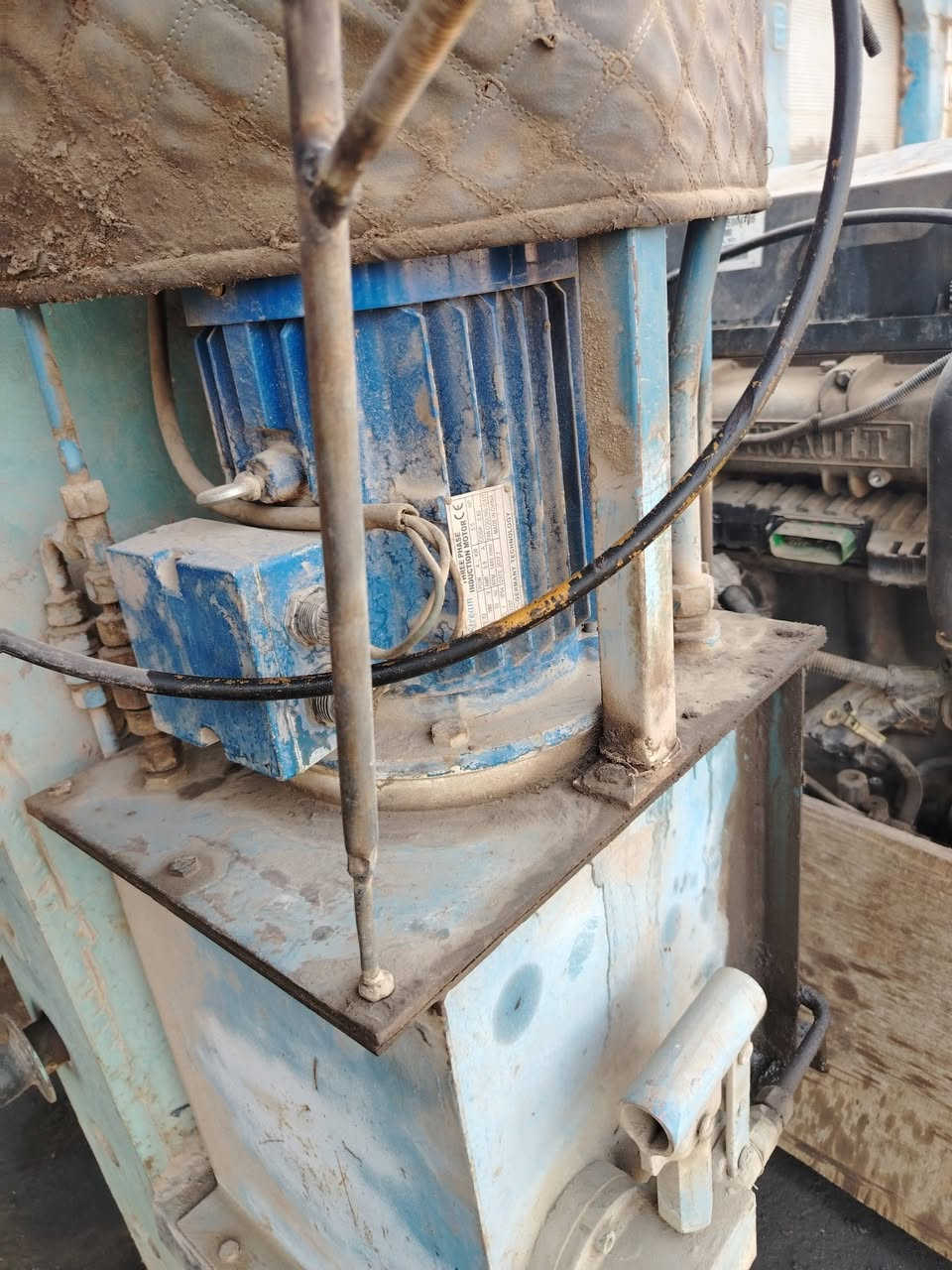 بريس للبيع كهربائي دفع قوي
الي يريده يجي يشوفه بي خير ويدلل
مكان النجف الإشراف حي الصناعي
رقم الهاتف ***********
