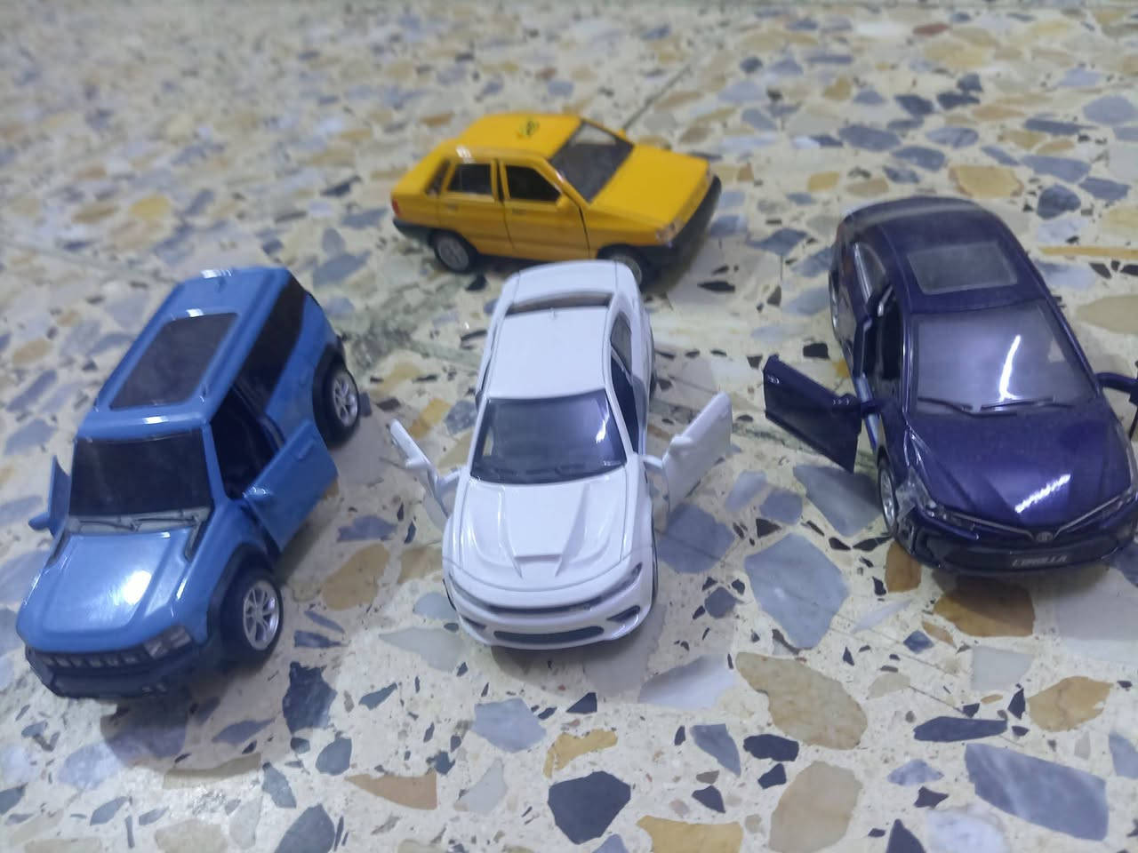 السلام عليكم شباب سيارات حديد سعر القطعه 5 آلاف وإذا شلع بيهن مجال مكاني بغداد حي  العامل


**إذا كنت صاحب هذا الإعلان وتريد حذفه لأي سبب، رجاءا أرسل رسالة إلى الدعم الفني**