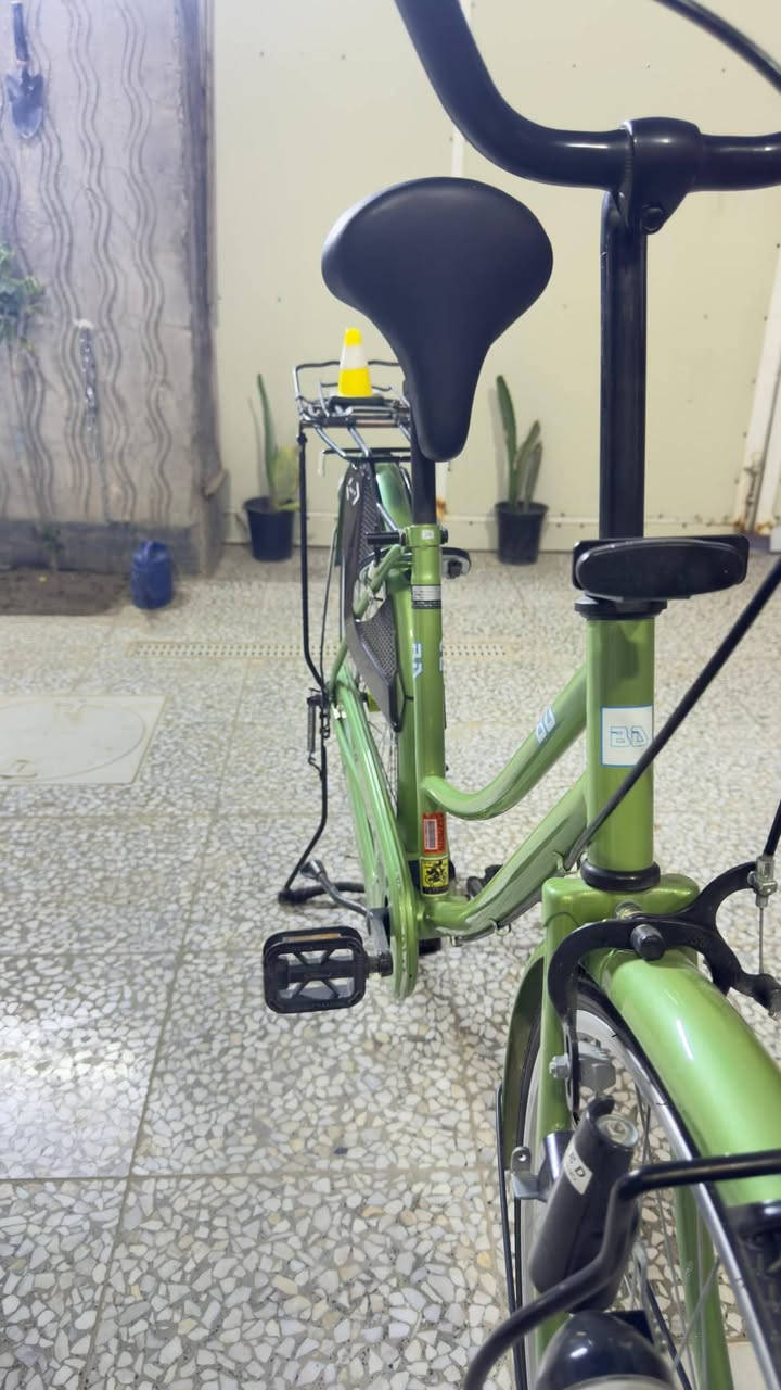 باسكل للبيع
موديل 21
سعر 160
مكان شارع المطار 
تواصل على رقم ***********
