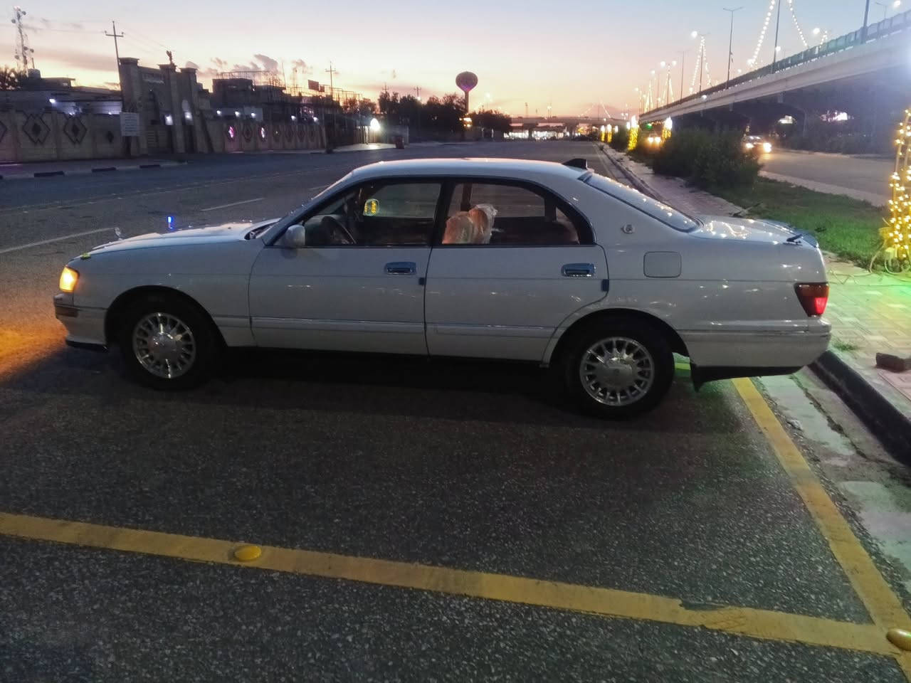 سلام عليكم سياره بطه موديل 95مكينه كير مكفولات حداديه تخم تاير مكفوله من كص ونقل  مشروع وطني سنوية ابسمي رقم نكليزي مكفوله من صبغ والضريبة سياره جاهزه سعر 55مكان كربلاء حي صحفين سياره جاهزه ***********
