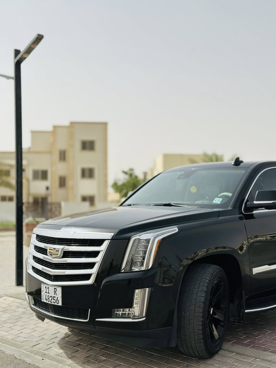 اقرا المنشور ع راحتك
كديلاك 2020

رقم بغداد باسمي تحويل ثاني يوم ورقمتها ع ايدي 
سيارة من امريكا دخلت العراق ع ايدي واني صلحتها ورقمتها 

فوول للاخير 
فقط مو دوسات كهرباء 
هذا الويل اجة بيها من امريكا 

ضررها جاملغ السايق وحافة البونيد وبدلتها بلادي ماصلحتها كله تبديل جديد وبيها قطعة كلير من امريكا 
الجاملغ الخلفي جهةٍ السايق 

الباقي كله بشرط ومحرك وكير وكهربائيات برغي ممفتوح بيها 
ماشية 94 كم 

شنو بالك مواصفات موجودة وداخلها ابيض vip 

للبيع او مراوس حسب القناعة 
السيارة مكانها صلاح الدين
السعر 38 وبيها مجال 
***********
