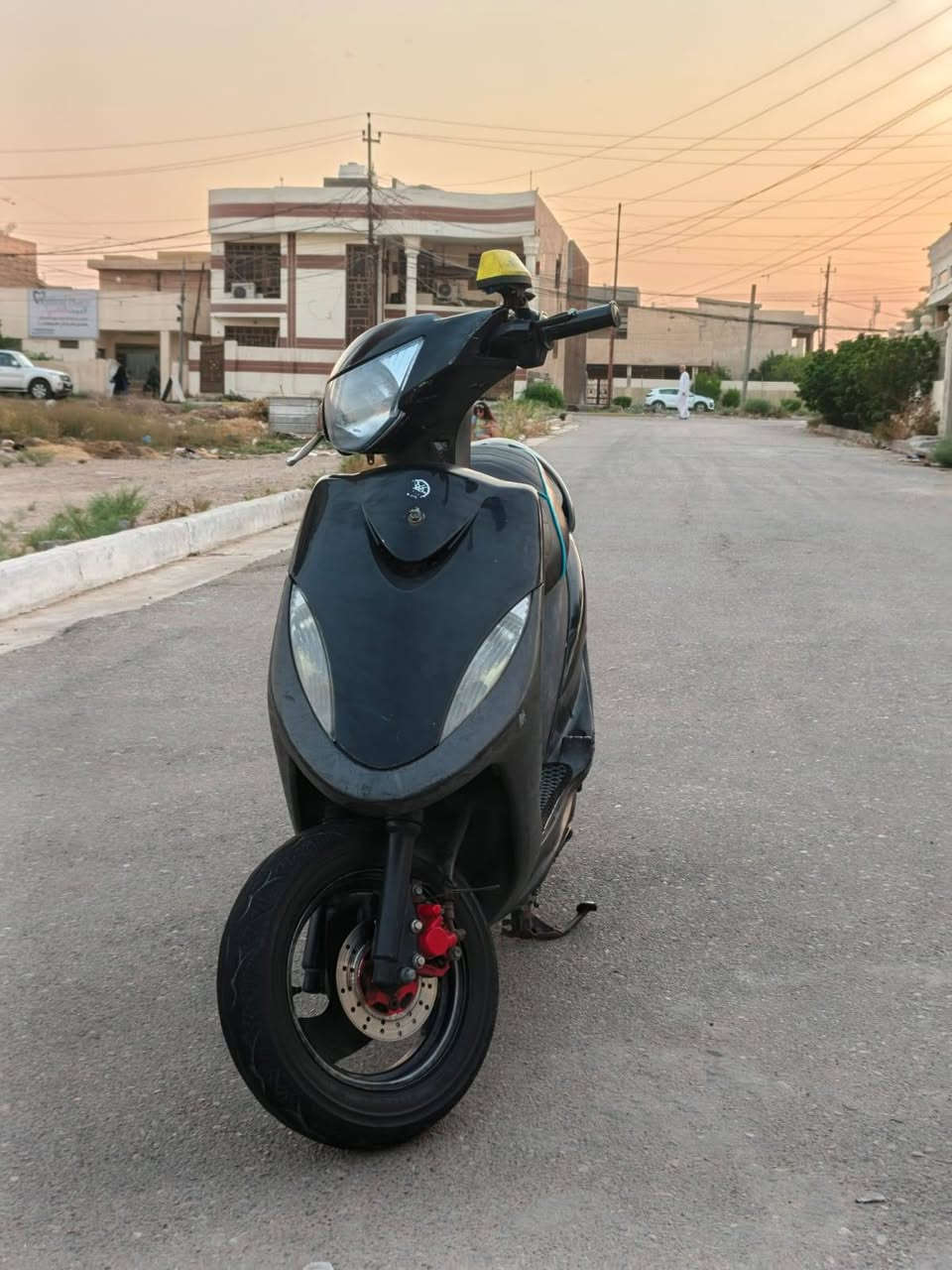 "سلام عليكم.ٍ ماكس عدلة للبيع
دراجة كله بلادية من طول للطول 
مكينه مكفوله من كلشي برغي ما مفتوح بيه (بلاديه) ختم واحد ويا المكينه 
دراجة كهربائيات شغالة كلها شلع 
بريك امامي خلفي 
لايت عالي ناصي اشاير سكن كله شغال  
نكرة سلف. هندر كله شغال. 
دراجة خرسة   ماينسمع صوته 
 السعر.. (700).. وبيها مجال حك الجية
العنوان/ بغداد المحموديه 
 اتصال *********** 
***********"...
