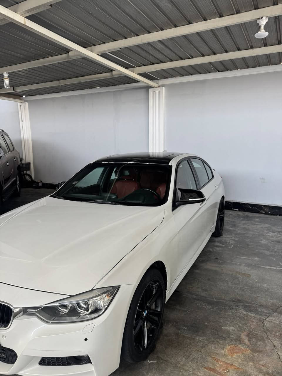 السلام عليكم
بي ام 328 موديل 2016 وارد امريكي حادثها جاملغ فول مواصفات 1/1 داخل احمر 4 سلندر تون تيربو ✈️

رقم اربيل تحويل او وكاله ..

مكاني بغداد 

*********** 

السعر 180$
