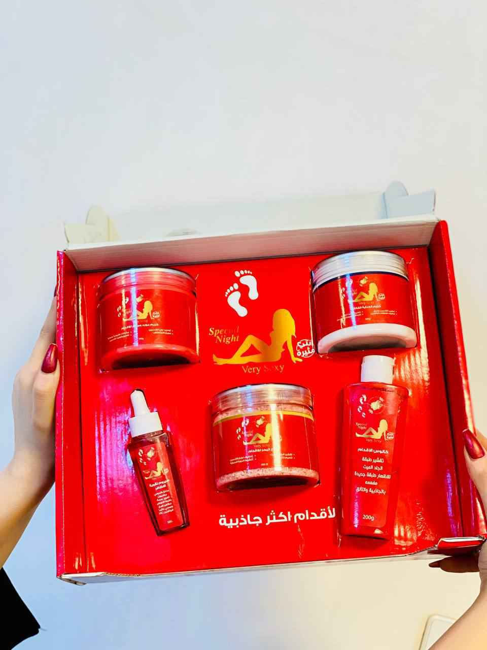 بكج العناية بالاقدام 
أفضل عرض فرموني بعطر Special night للأقدام يزيل الجلد الميت وينعم ويورد ويرطب القدم 

بكج يتكون من 5 قطع :

♥️ املاح قدم تعقـم القدم وتزيل الجلد الميت ولاوساخ  والروائح الكريهـة 
يقضي على الخلايا و الجلد الميت يعطي انتعاش وحيويه يقضي على السموم يقضي على التهابات الجلديه

♥️ كالوس قدم الاصلي يقشر
ويشيل الجلد الخشن الي بالكعب والقدم خلال دقائق

♥️ كريم كعب الغزال توريد وترطيب وتنعيم الجلد هو معالج مو بس ينعم وخلص وريحته حلوه   كل المكونات اعشاب وزيوت طبيعيه 
♥️ توريد القدم
♥️ تنعيم القدمين
♥️ ترطيب الكعبين وحمايتهما من التشققات
♥️ علاج جفاف الكعبين وإعطائها اللون الوردي

♥️ مرطب قدم 
كريم العناية بلقدم  يمنح القدم نعومة والترطيب اللازم ويزيل الروائح الكريهة يحتوي على يوريا ٢٥ ٪
يحمي القدم من الجفاف والتشققات خفيف وسريع الامتصاص 

♥️ سيروم  مقوي للأظافر  
♥️ التقليل من تكسرها وهشاشتها مما يكسبها الصلابة ومظهراً أكثر صحة وحيوية
♥️ كما أنه يعمل على إزالة الاصفرار من الأظافر و الزوائد اللحمية...
♥️ يتم امتصاصة في طرف الظفر لتقويتة وزيادة لمعانة وصلابتة

🚘يوجد خدمة توصيل لجميع محافظات العراق 🚘 بغداد, العراق


**إذا كنت صاحب هذا الإعلان وتريد حذفه لأي سبب، رجاءا أرسل رسالة إلى الدعم الفني**