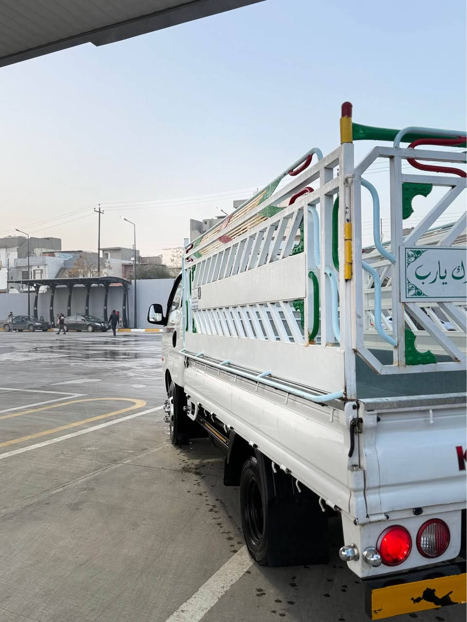 ‎سەرەتا بەناوی خوای گەورەو مهیرەبان کیا ٤٠٠٠ هەزاری سۆپەری کامل مەسرەف گیر عادی  براوەی دوبەی مۆدیل٢٠١٧ بیلاد بە بەگۆ٧   گیرە تازە داخلل بوە ٥ دوگەمەی فول  فولە ( .گەرمی بەسراوە.بریکی بەسراوە کوشن هیتەر.ئاوینە گوی بەرخ.ئاوینە کارەبای.کوشنی رۆنە. کوشنی هەوایە.قوفل مەرکەزی.سەلاجەیە.کامیرەیە.حاسەیە ) پیشی بیلادە نەگۆراوە ٦تایەی تازەیە ناو بۆدی تیگیراوە   بۆدی سفرە  گیرو مەکینەو ئەکسلی بەشەرتی ١٠ فیتەر مالی دۆستە ٩٠  وەرەقەو ماعامەلە*********** السليمانية, العراق
