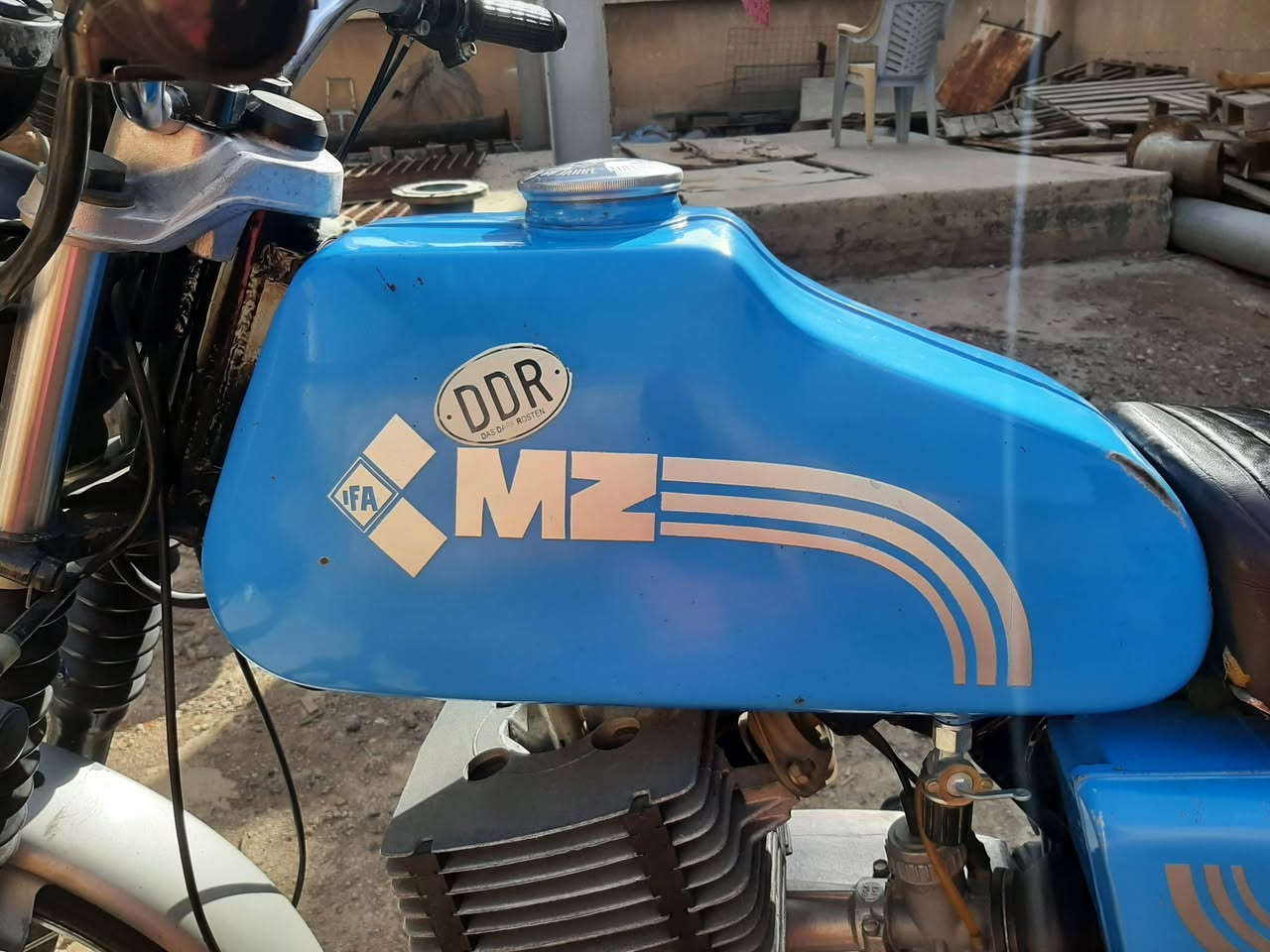 السلام عليكم الجناية يوجد لدينا كشر ابلادي لبيع والتواصل معنا لاتصال علئ هذا الرقم ***********.  واخوان ليس لدينا توصيل
