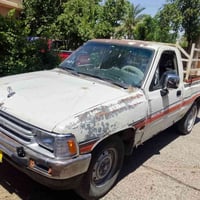 للبيع تيوتا محرك كير اكسل شرط تايرات جدد //07733771550
