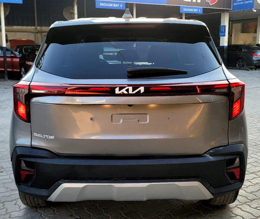 ⛔️ تم الشحن الى منفذ سفوان 🔥🚀
" كيا سيلتوز موديل 2024 "
  
• حادث خلفي بجم كبس
• السياره مصلحه وبحالة جيده 
• گير محرك كفاله شرط الفحص 
• السياره حاليا في دبي جاهزة للشحن 

#بامكان_ادخال_السياره_بقرار_شهداء

✓ السعر 115 $ #واصل_سفوان_بدون_كمرك_تخليص 

              << مركز المهندس لإستيراد السيارات >>

٭ للاستفسار الاتصال او التواصل عبر الواتساب على الأرقام التاليه: 

• د. شهيد               ***********

📍 عنوان المركز ( كربلاء - سيف سعد - شارع المخازن ) 
كما ويتوفر لدينا ( مكاتب تابعه لنا في جميع المحافظات ) لغرض اجراء المكاتبه وضمان حق الطرفين 
---------------------------------------------------•
🔴 رابط كروب الواتساب لنشر جميع السيارات بالمزاد 👇🏼👇🏼

https://chat.whatsapp.com/G1vHBgZwn280PCMz6HkyiX?mode=ems_copy_c
