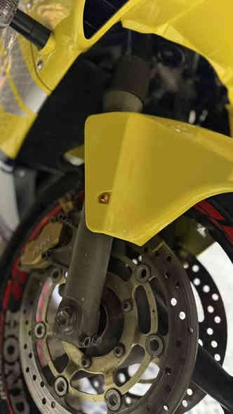 سلام عليكم f4i 2004 600cc
دراجه خير من الله گير ومكينه

ملاحضه
لا گمرك ولا رقم فقط منفيس ومكاتبه

السعر خاص وتدللون
***********
