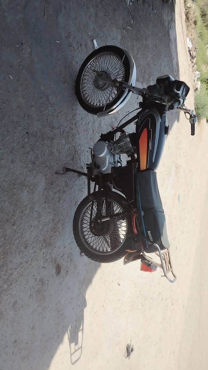 البيع دراجه نضيفه كلش هندر واحد تشتغل السعر 225وبهه مجال مكاني القاسم


**إذا كنت صاحب هذا الإعلان وتريد حذفه لأي سبب، رجاءا أرسل رسالة إلى الدعم الفني**
