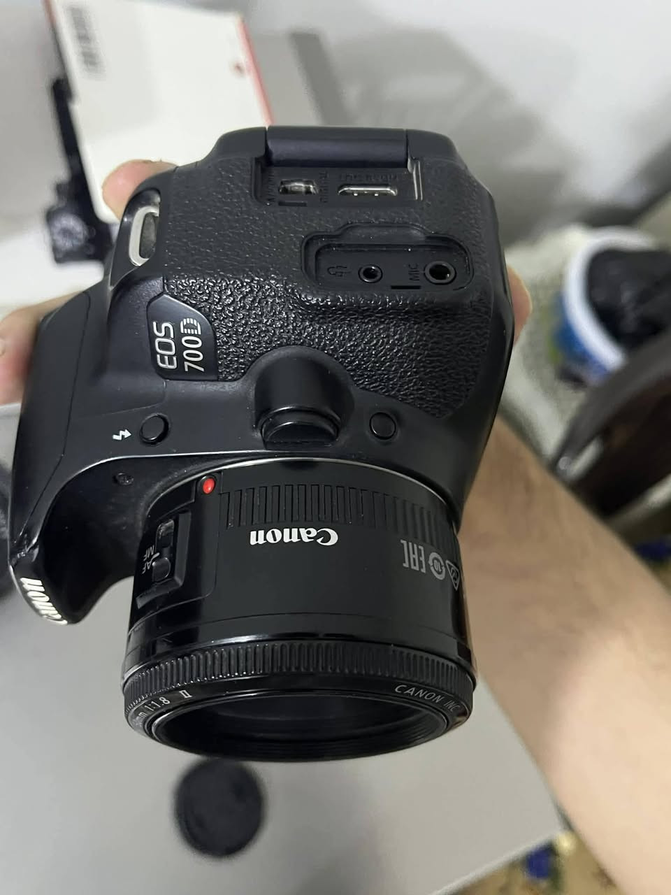 كانون دي 700 مع عدة تصوير
عدسة 18.55
عدسة 50ملم
حقيبة ضهر كبيرة 
بطاريات عدد2
اكستينش تيوب لتصوير الاشياء الصغيرة
بيبي لايت بالباكيت 
ريمونت تحكم عن بعد 
غطاء مطري 
رام اصلي 
السعر 600 بيهه مجال بسيط


**إذا كنت صاحب هذا الإعلان وتريد حذفه لأي سبب، رجاءا أرسل رسالة إلى الدعم الفني**