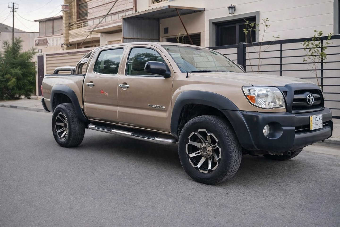 تيوتا بيك اب تاكوما 2008 دبل قمارة محرك V6 اوتماتيك المحرك والكيرهة نفسة يجي مال هايلوكس ال6 سلندر نفس المجموعة السيارة تراي ميكانيك كلة جاهز رقم بغداد تحويل ثاني يوم السيارة بيهة صبغ حزام  دواخل مكفولة 

الموقع بغداد حي الخضراء 

السعر 105 ورقة 

 اي استفسار الاتصال على ***********
