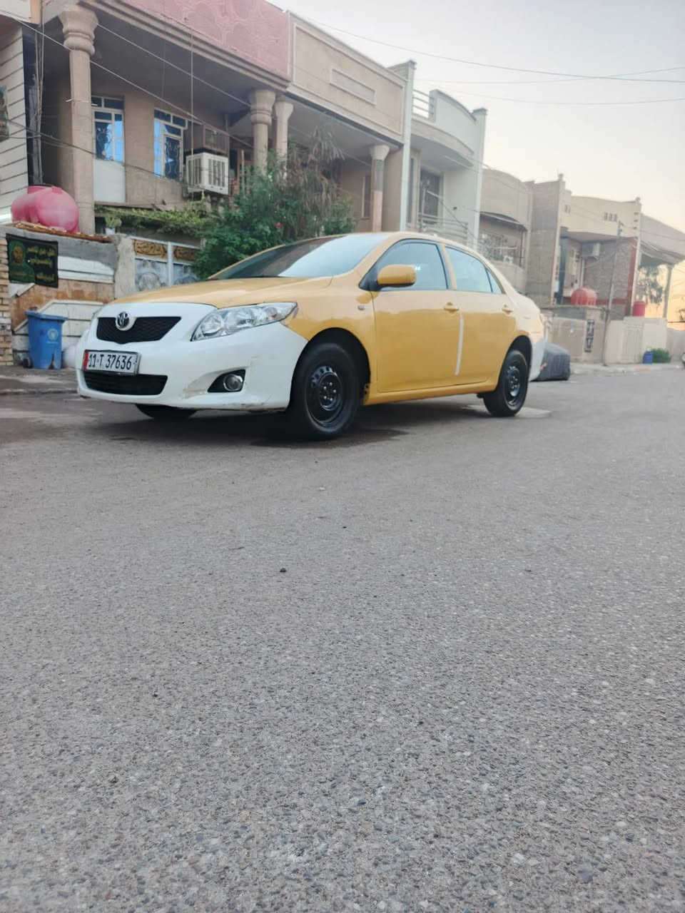 السلام عليكم كورلا 2008 خليجي 
 مكينه 1800 حادث جاملغ خلفي
مو قوي مبدل قبق جنطه مال ١٣ فقط 
الباقي مكفول 
 لغود شواصي  بدنه تكم دواخل تخبل كله بلاد 
مكينه كير خير من الله تبريد ثلج 
حداديه خير من الله 
تخم تاير 
داخل سياره جديد
رقم بغداد انكليزي سنويه جديده 
 مكان السياره بغداد الحريه 
السعر ٧٥$ وبيها مجال 
الاتصال ع الرقم الهاتف 
***********
*********** بغداد, العراق
