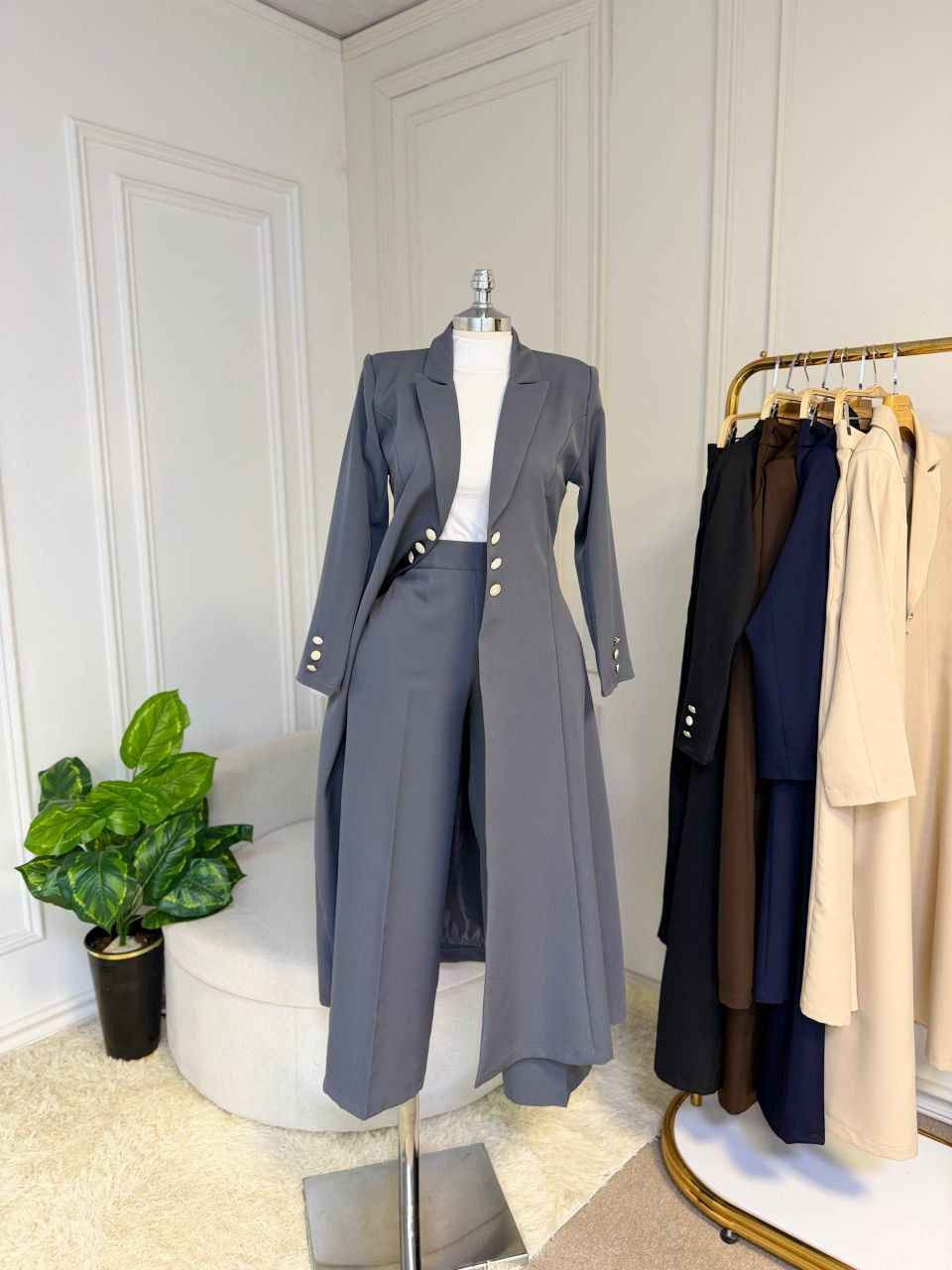 بشت مع بنطلون❤‍🩹
تركي الاصلي💯✔️
خامة هوريم دابل تركي
40-42-44-46-48-50
يتوفر توصيل لجميع محافظات العراق 🚗 
للطلب والاستفسار على الخاص 💌 بغداد, العراق


**إذا كنت صاحب هذا الإعلان وتريد حذفه لأي سبب، رجاءا أرسل رسالة إلى الدعم الفني**