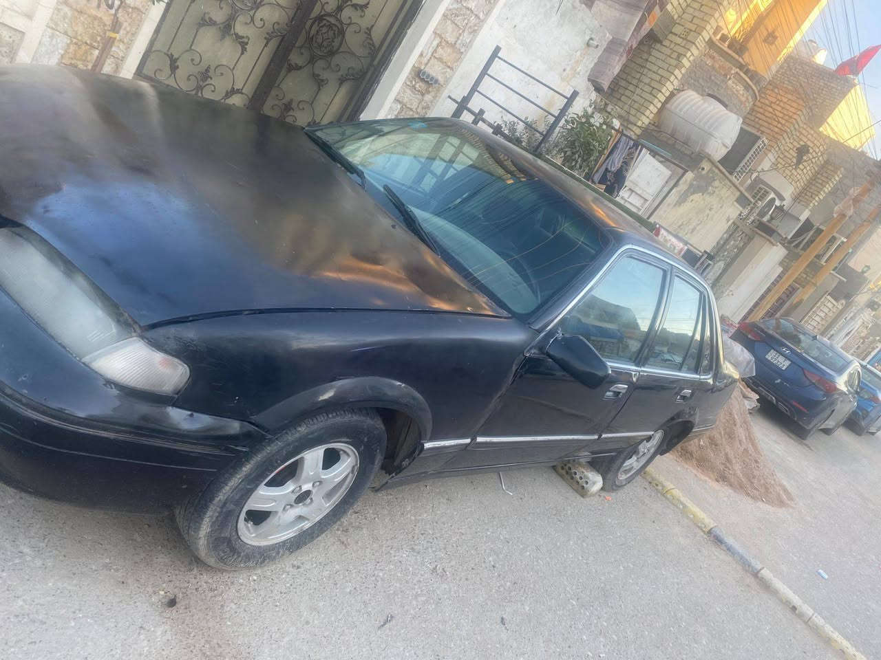 السلام عليكم برنس فراشة مديل 96
محرك مسكر كير اوتوماتيك رقم انكليزي رقم ديالى شرط التحويل العنوان بغداد الزعفرانية نهاية الاربع شوارع 
الهاتف ***********
