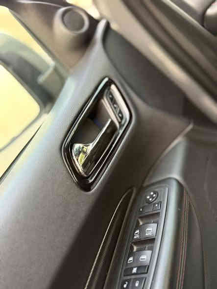 السلام عليكم
من رخصت الادمن 
دوج دورنكو RT 2022
وارد أمريكي 
حادثها جاملغ خلف السايق صبغ و باب خلف السايق و جاملغ أمامي تبديل نفس اللون اصلي 
السياره فول موصفات عده الفتحه 
كشنات تدفئه 
ستيرن تدفئه 
شاشه كار بلي جبيره 
تحكمات ستيرن 
16الف ميل 
السياره سبعه راكب 
تبريد تحكمات أمامي خلفي 
السياره ما ناقصها برغي 
السعر 290 وبيها مجال 
الرقم للتواصل ***********
