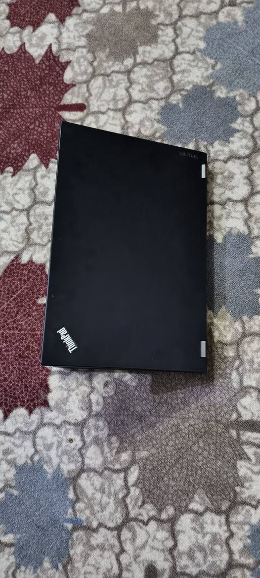 لابتوب جيل السابع شاهد الله  ماعرف بيه  ولا شي جبته وخليته بالبيت هاي كدامك الاعدادات وشوف سعره ٢٢٥ ويدلل الشراي *********** اتصل او راسلني واتساب
