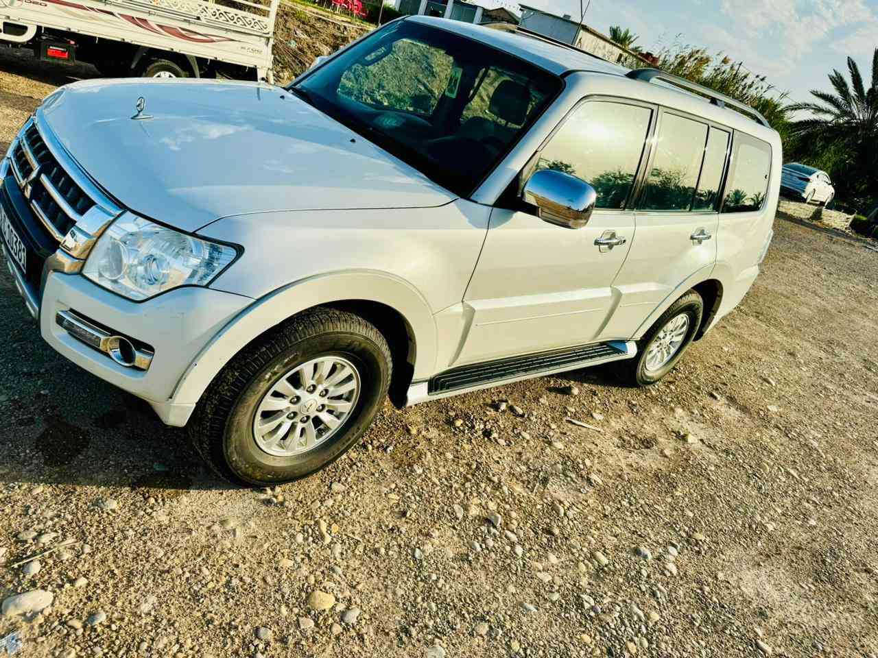 باجيرو 2015خليجي كفاله عامه عدا صبغ بالجاملغ الأمامي عكس سايق مواصفات نص فول مري شفط حساسات خلفيه اشاير بالمري محرك وكير مكفولات سياره جاهزه تخم تاير تبريد تدفئه 6سلندر 7راكب 3قطع تبريد رقم دهوك الجديد  السعر 145 وبي مجال للاستفسار ***********مكان السيارة واسط
