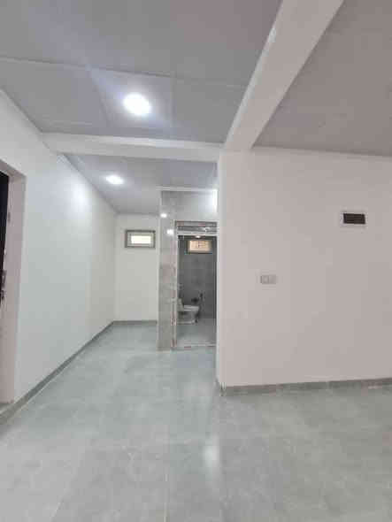 يتوفر 🛑🛑🛑🛑🛑🛑🛑🛑
دار للايجار 
في حي الحدباء 👉👉👉👉👉👉👉👉👉👉
مساحة 250 متر 
بناء حديث فول سيراميك بورسلين 
زيرو 
تصميم تركي 
طابقين 🫸🫸🫸🫸🫸🫸🫸🫸🫸
ط1 يتكون من غرفتين نوم وهول واستقبال وصيحات ومطبخ 

ط2 يتكون من اربع غرف نوم وهول وصيحات ومطبخ 
السعر 800 

للاتصال والاستفسار ***********
                                ***********
