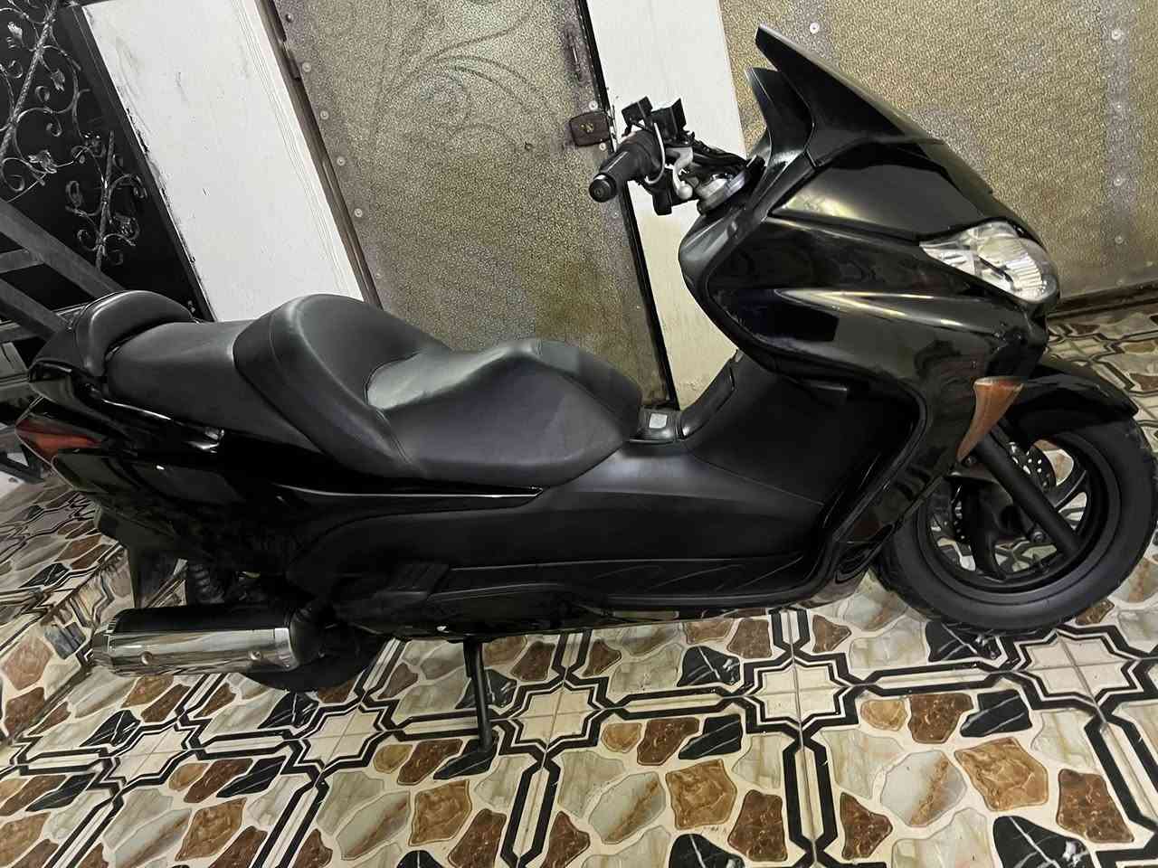 سلاو فورزا 08 عميه بلادي ده سك هيته ر GPSمكينه كپس ره مپه يه ماتوره كه هه موو گياني به شه رت تايه بيلاد هه موي به شه رت سعري 11ورقه و مجالي برايانه شوين كركوك ژم (***********)(***********)
