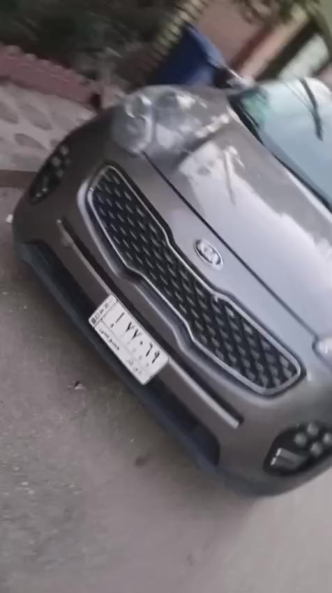 كيه سبورتج 2019 امريكي تبديل فقط بنيد بامريكا السياره جاهزه للاخير برغي نقص مابيه السياره منضومة تبريد قبل خمس تيام السياره جاهزه بمعنى الكلمه من طخم تاير من ابلكات من نوزلات من باتري من كلشي السياره بيه مواصفات كلش اهواي شرط السبير منازل  السياره فور ويل المرغوب مكاني ناصرية مركز *********** السياره حره بااسمي ماشيه 37 الف فقط
