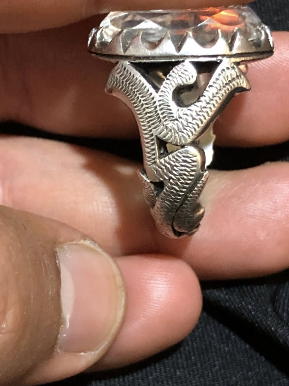 سلام عليكم
در مترش قديمه 
صياغه يدويه ثكيله تحفه
مكاني بغداد مدينه الصدر 
اعتذر لايتوفر توصيل


**إذا كنت صاحب هذا الإعلان وتريد حذفه لأي سبب، رجاءا أرسل رسالة إلى الدعم الفني**