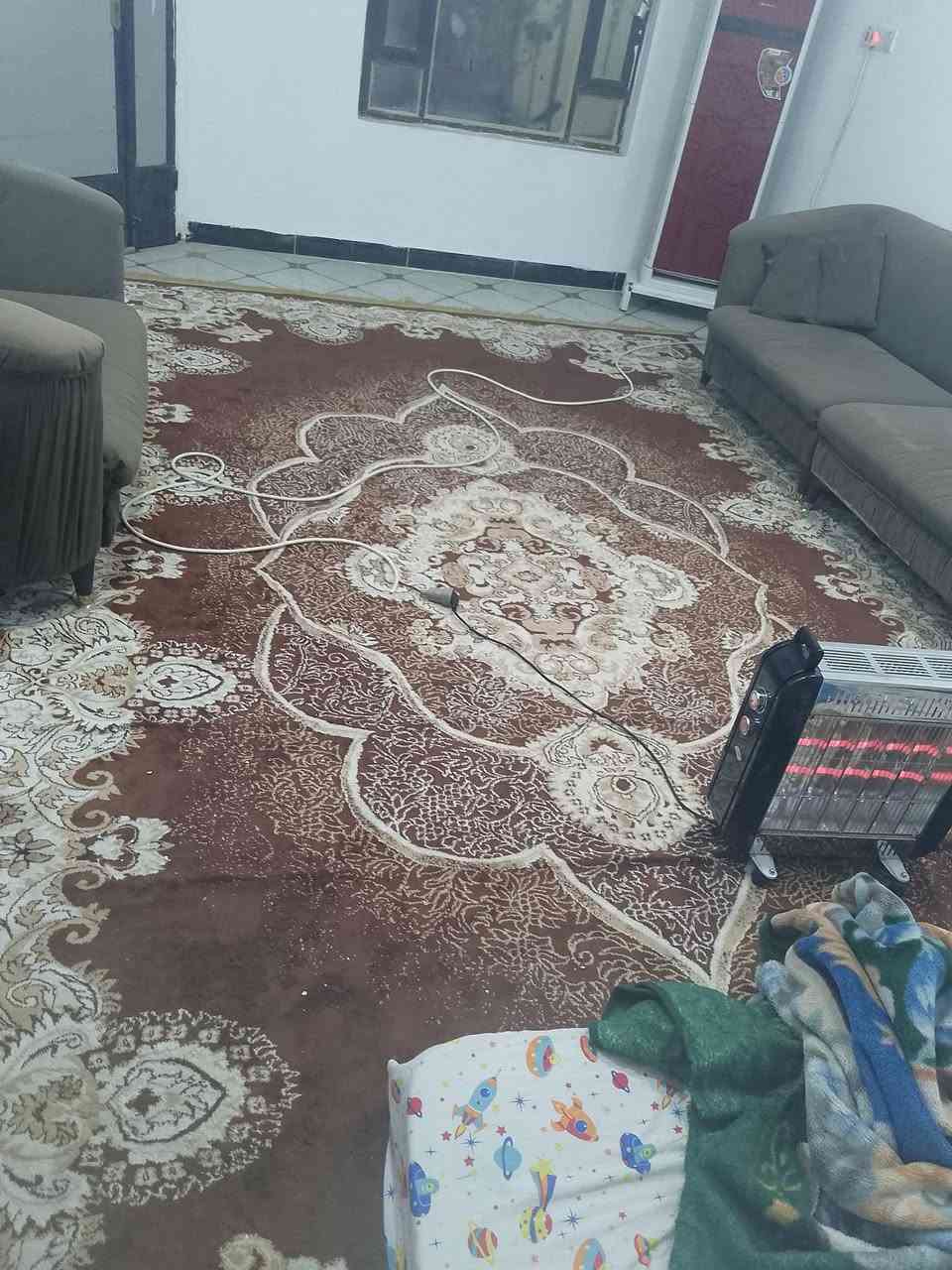 قنفات +جوته مثل ماوضح بصورة الغياس الجوته  3في5 كلهن ب150العنوان منطقة البهادريه تصال او وتساب ***********
