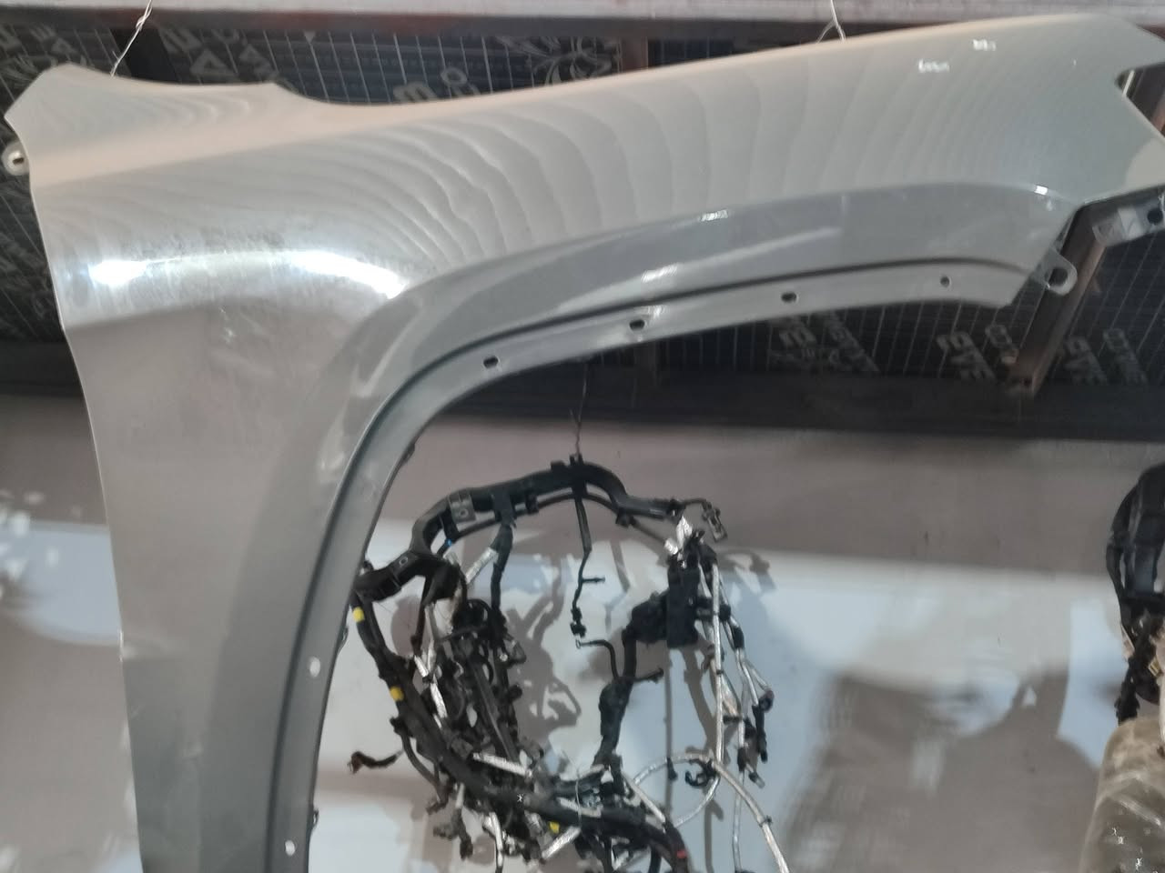 السلام عليكم ورحمه الله وبركاته تتوفر قطع غيار السيارات الامريكي بانسب الاسعار يم مجمع حميد الشمري العنوان البصره صناعية حمدان جملون c4 للتواصل ***********
*********** حياكم الله
