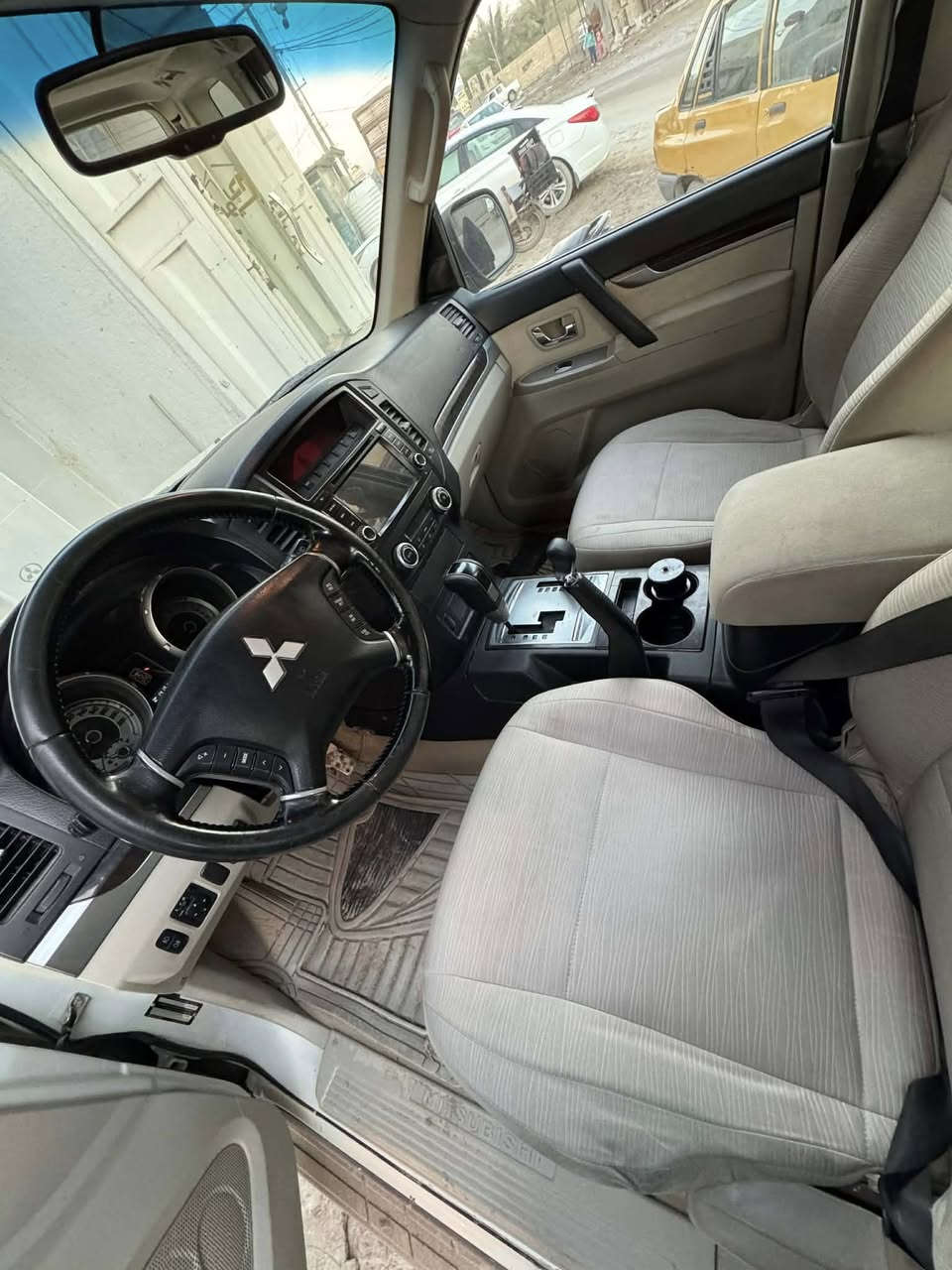 باجيرو 2010 كفاله عامه منضومه غاز بانزين بسمي رقم بابل  ماشيه 170 عنوان حله بكرلي ***********
