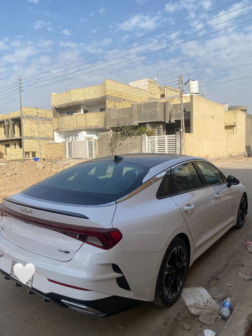 يالله السلام عليكم k5 مديل 2022 فول مواصفات واحد ع واحد GT لاين اعلئ فئه ماشيه 50 الف رقم ميسان معوقين بيها فقط جاملغ وبنيد للاستفسار الاتصال ***********
