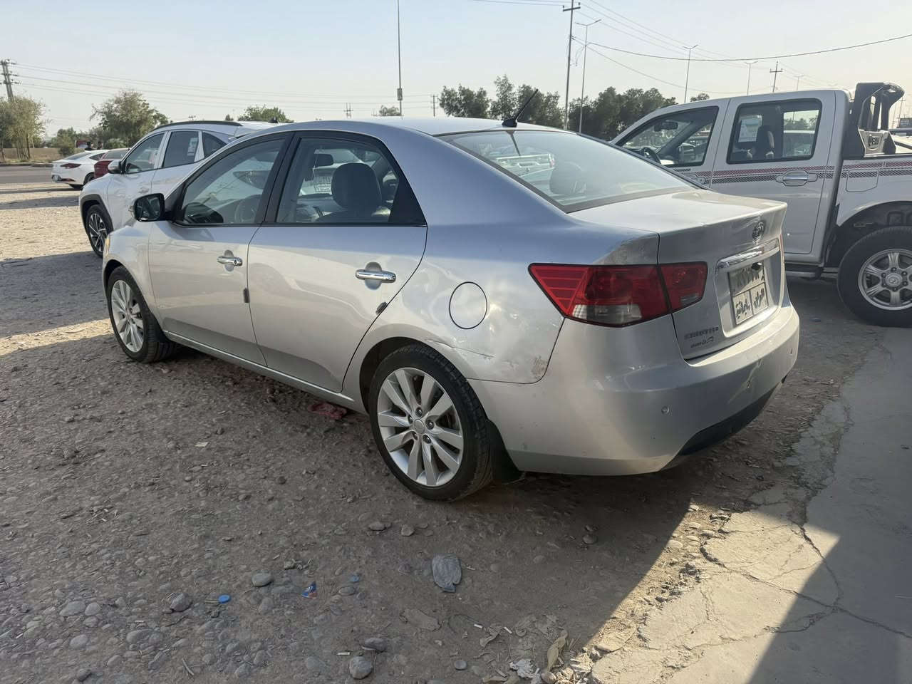 السلام عليكم كيا سيراتو موديل 2010 فول مواصفات جاهزه تبريد وحدادية  صبغ بيها 3 قطع  بدون دواخل كشنات جلد فتحة  تحكم ستيرن تبريد بيانو  ويل كب اربع دسكات حساس خلفي 
السعر 90$ وبيها مجال
*********** 
واسط العزيزية
