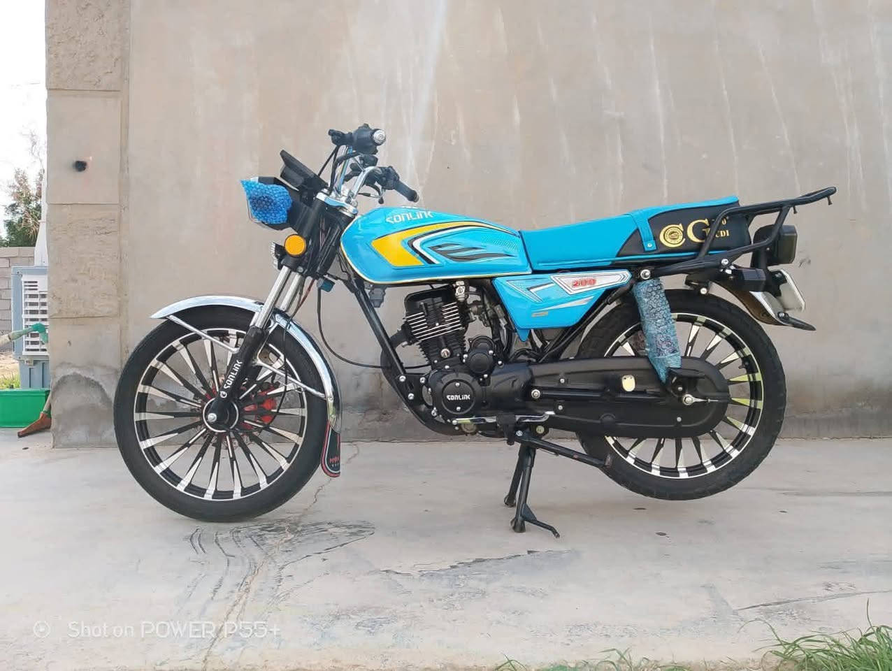 دراجه سونك موديل 2025دراجه كلش حلو صار شهر من اخذها عل ايدي غير متواجد فيس بوك لاتصال عل الرقم ***********
