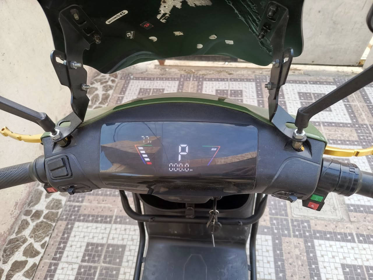 للبيع او مراوس حسب القناعه
سكنس حديث 

الماطور نضيف اخو الجديد 
تشغيل كارت +سويج +بصمه 
نضام p
السرعه 120
بطاريات 6/يقرن 10ونص
السعر 700/وبي مجال 
مكانه جبيل جامع التقوى 
***********وتساب اتصال
