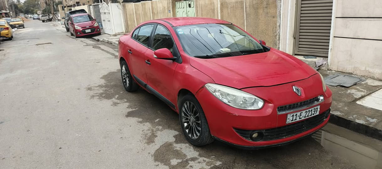 رينو فلاونز موديل 2012
لسياره مصبوغه عام وصبغه بي جراد 

رقمه بغداد سنويه جديده تحويل مباشره 

عنون بغداد البياع سعره 39وبيه مجال 
رقم ***********
