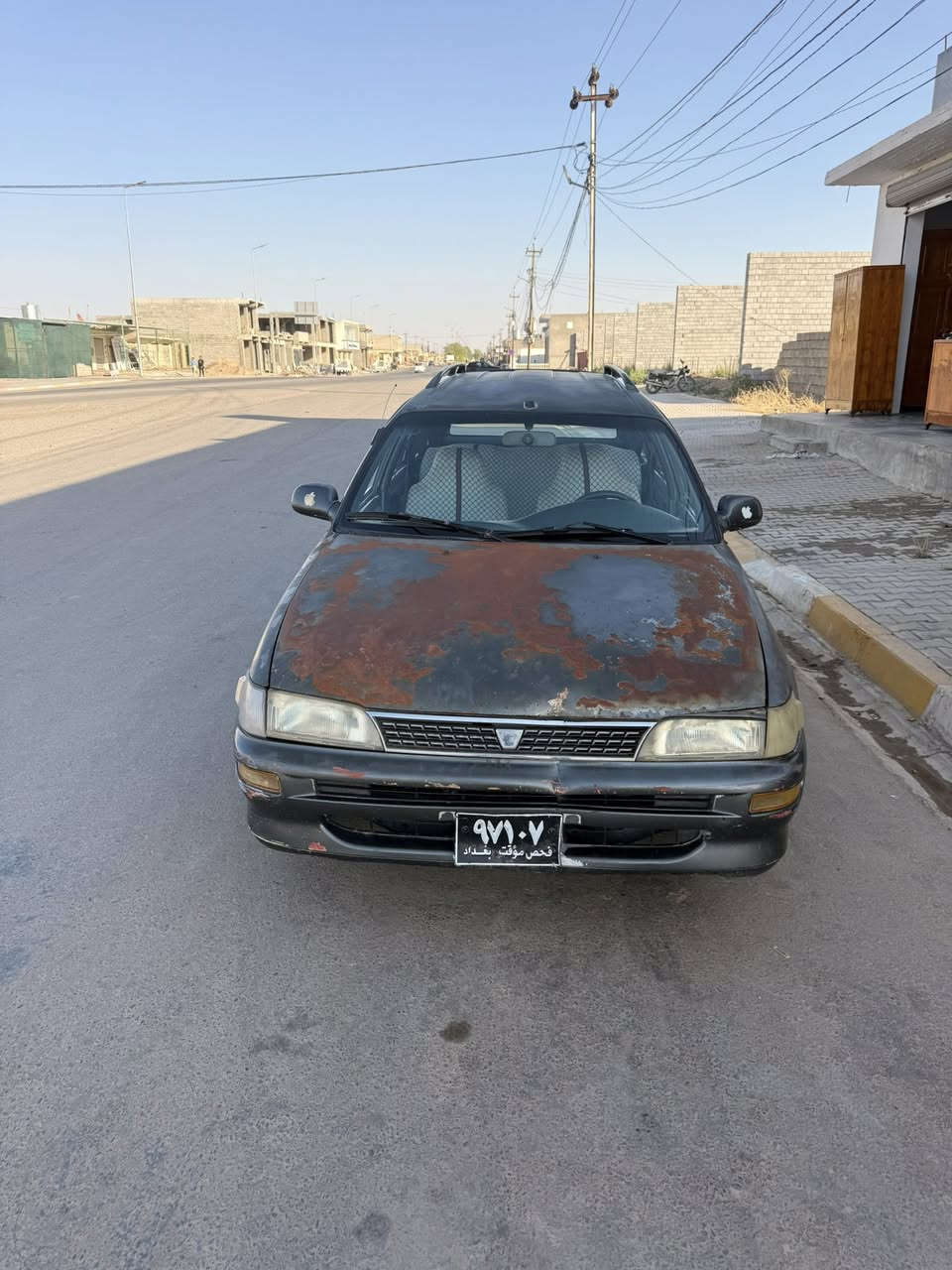 السلام عليكم للبيع كورلا 94 بيها سنويا جاهزة من كلشي فقط التبريد مايشتغل السعر المطلوب 25 واذا نقد بيها مجال عنوانها ناحية الزاب ***********
