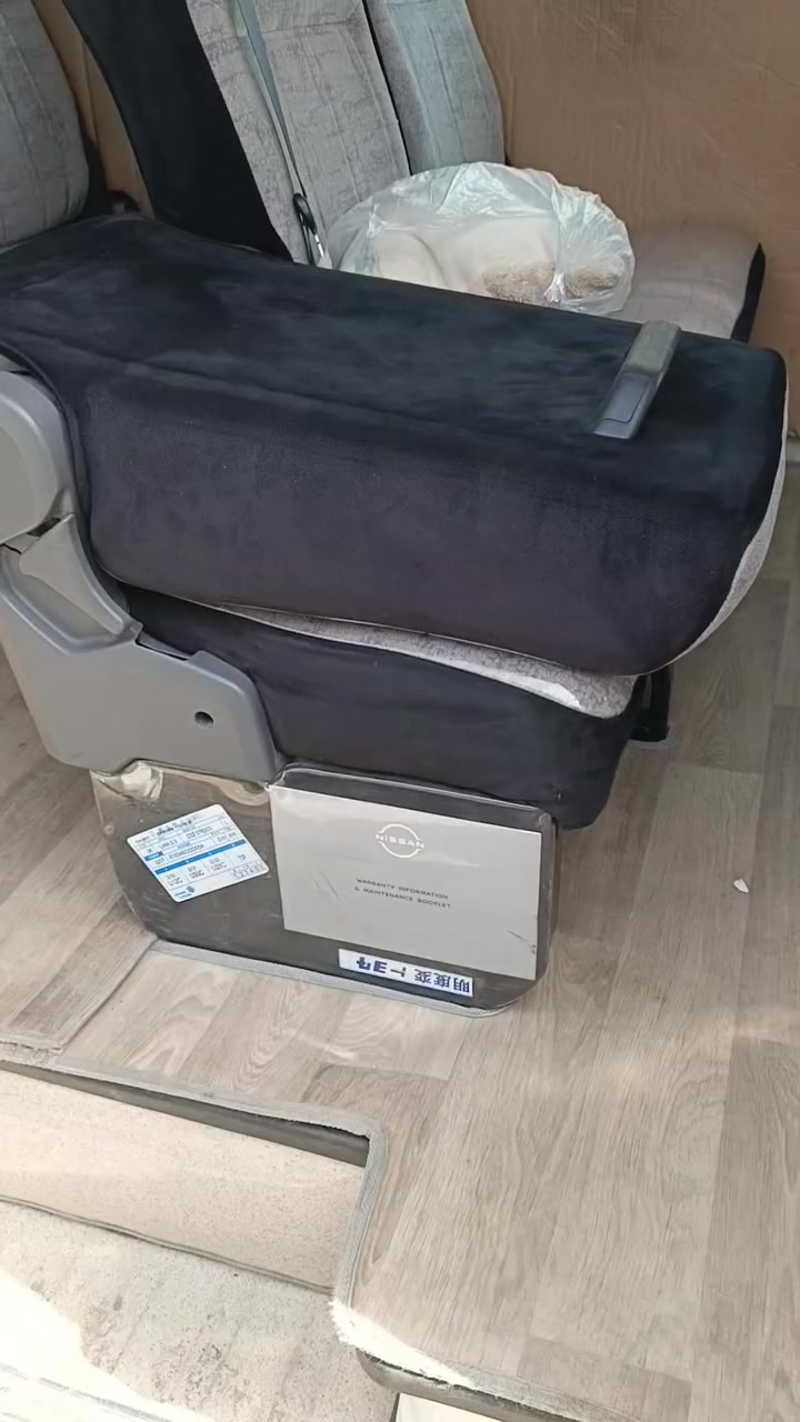 كشن هايسه بوز ابو النفر جديد ودوشمه هم جديده سعره ١٧٥
ودرع خلي نيسان عالي جديد تفصال سل ستيل سعره ٣٠٠
مكاني بغداد حي اور
تليفون ***********
