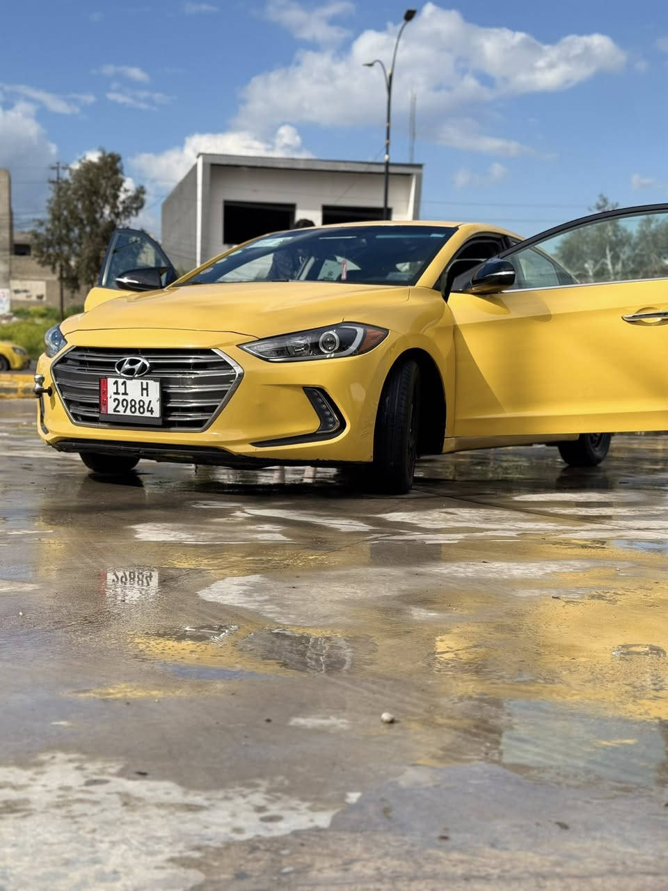 بسم الله
السلام عليكم ‪

للبيع النترا 2017 وارد امريكي رقم بغداد  

حادث فقط بوند بدون داخل بدون ايربك 

فول مواصفات ماعده فتحه سقف

محرك 2000 دوش المرغوب

كير اي تي المرغوب 

اشاير بالمري 

بصمه تشغيل وأبواب 

شاشه وكامرة تحكمات 

كشنات تدفئة مصفره ه‍يئة وغرامات تحويل ثاني يوم

السعر؟ 128 وبيها مجال   
خابر وتدلل
مكان موصل 
تواصل  
***********
***********
